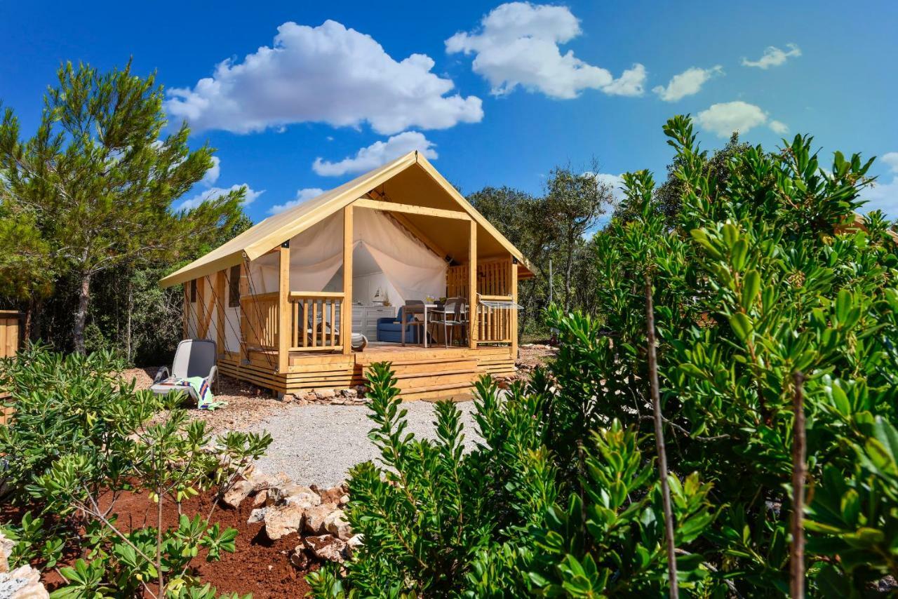 Glamping Ugljan Hotel Zadar Exterior photo